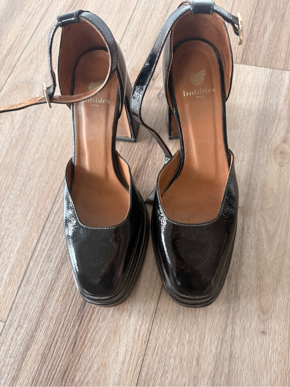 Black Patent Leather Platform.  Heels – Size EU 38/ 7.5 CA